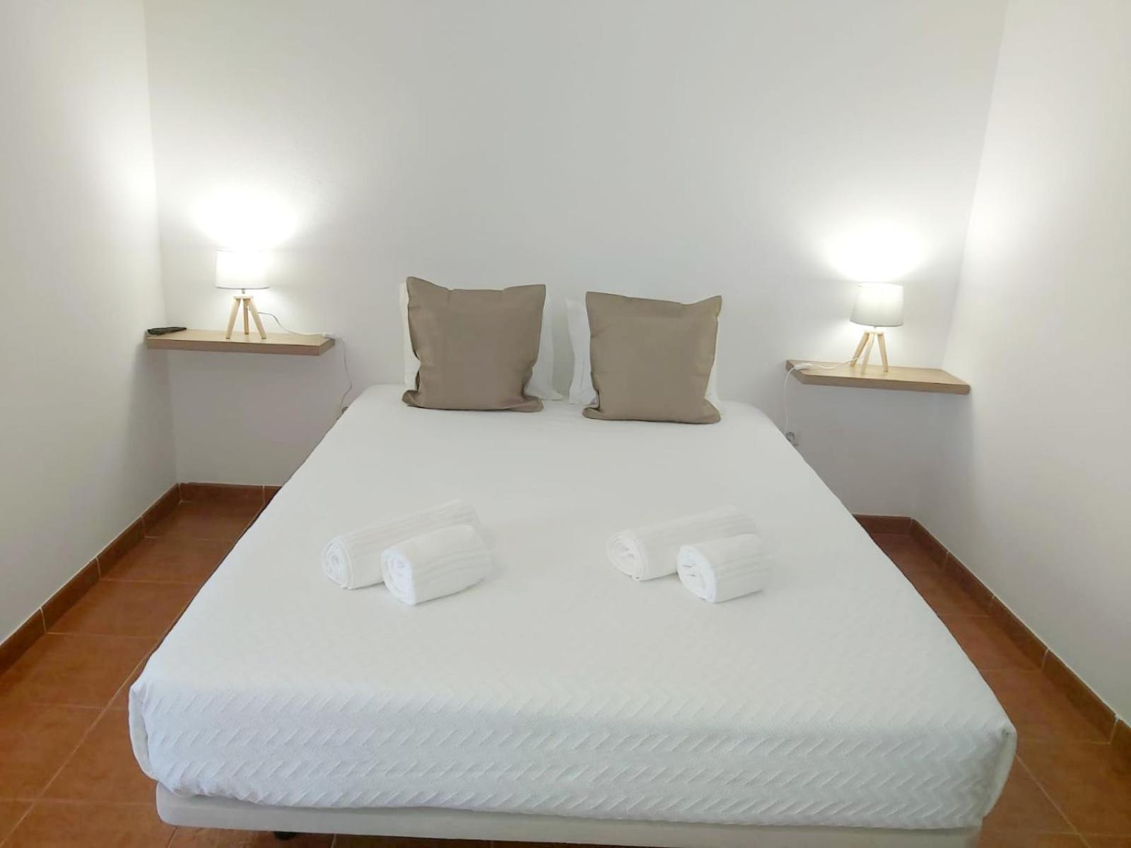 Vicentina Rooms & Apartment - Duna Parque Resorts & Hotels فيلا نوفا دو ميلفونتس الغرفة الصورة
