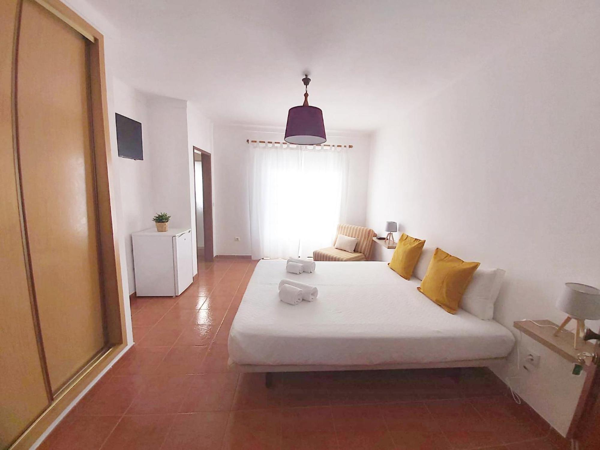 Vicentina Rooms & Apartment - Duna Parque Resorts & Hotels فيلا نوفا دو ميلفونتس الغرفة الصورة
